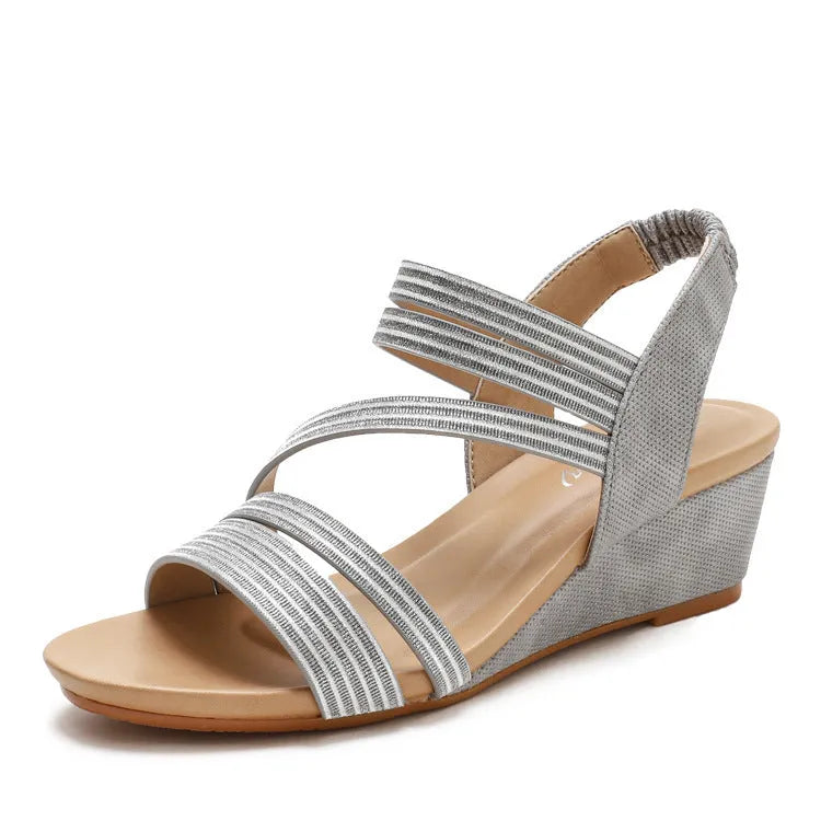 Women's leather platform sandals in gold, grey or pink with 3-5cm heel and TPU sole