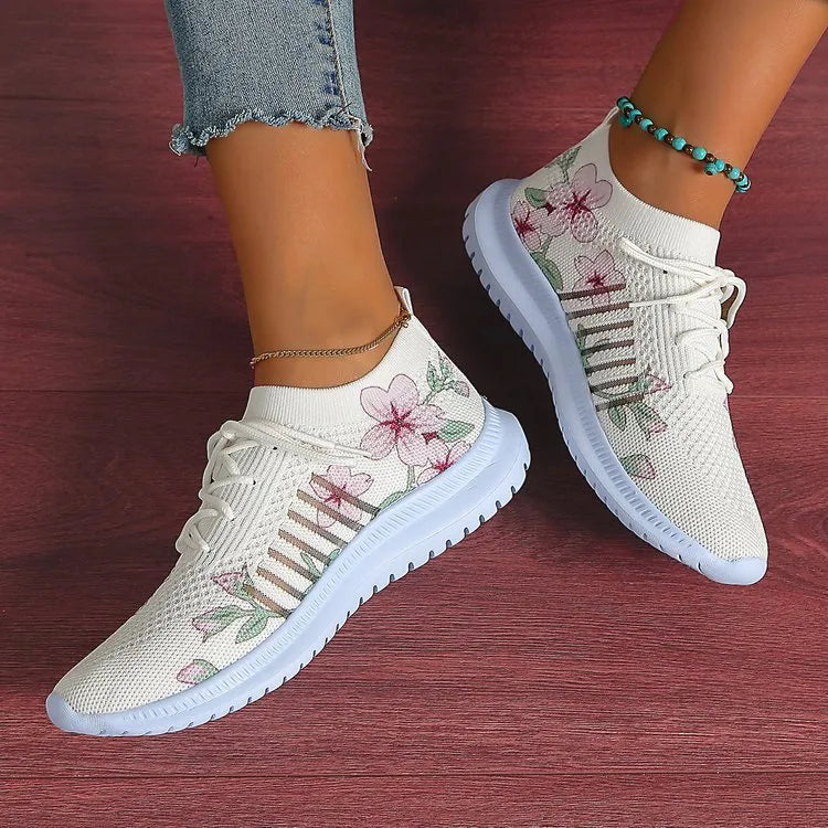 Women's Milky White mesh flyknit running shoes with rubber sole and flat heel design