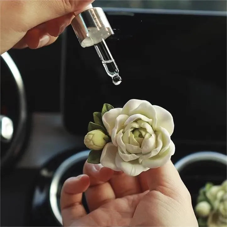 Jasmine car perfume solid air outlet measuring 5x4.5cm with gypsum diffuser and 5ml essential oil