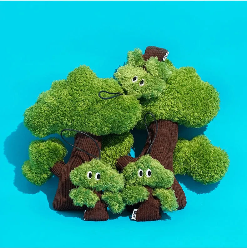 Pine tree shaped cat toy with textured surfaces measuring 10x3x12cm and weighing 50g with catnip infusion