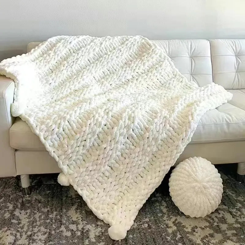 Coarse yarn chenille knitted blanket with braided edges showing texture detail, available in 12 sizes from 50cm to 200cm