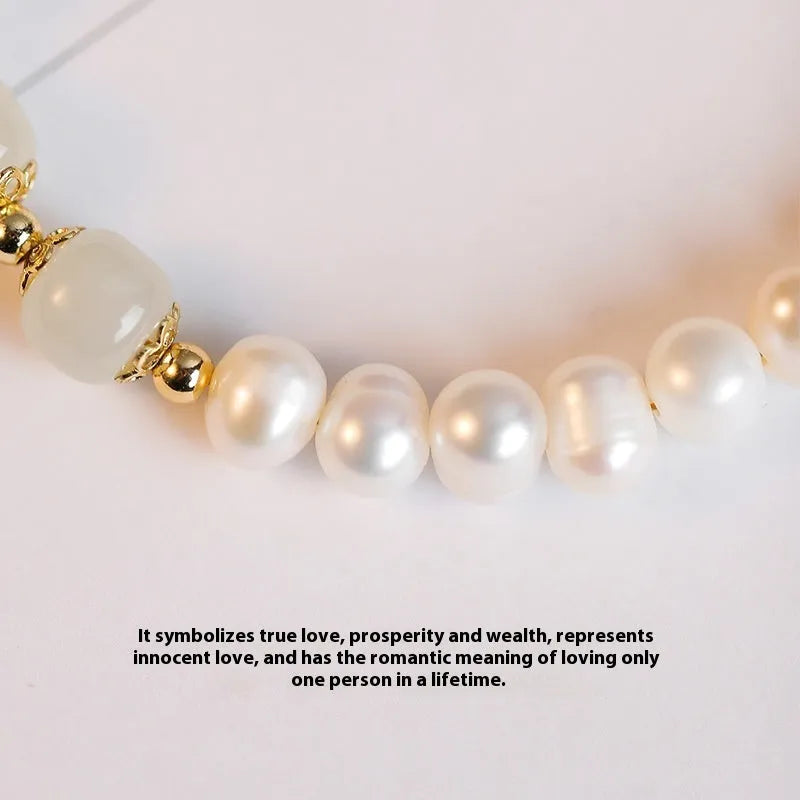 Diamond-shaped freshwater pearl bracelet in Hetian jade colour with Korean style design and adjustable clasp