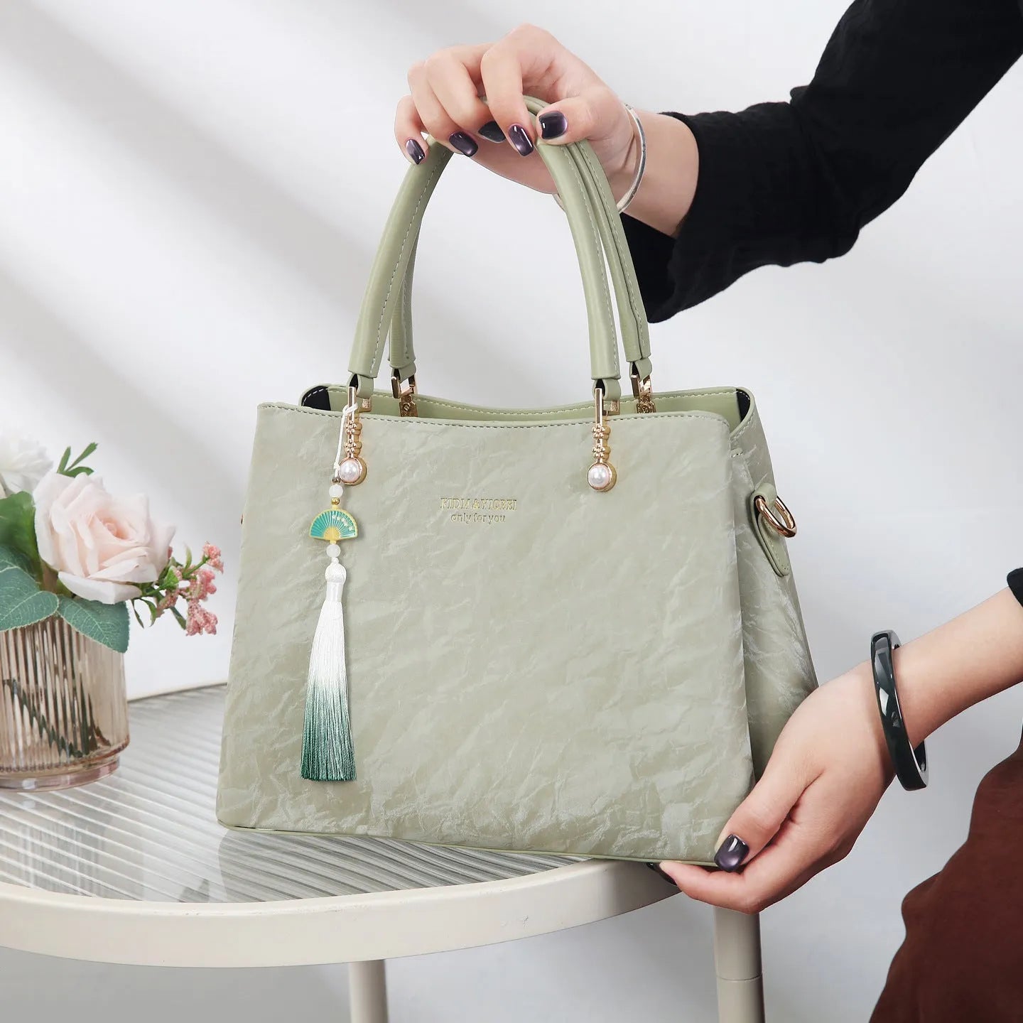 Women's large capacity PU shoulder bag in urban simplicity style with horizontal square shape