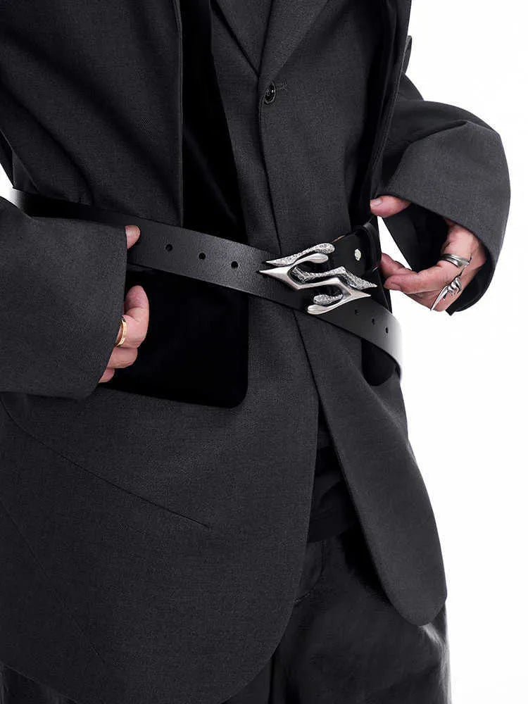 Black men's leather belt with metal letter buckle, 110cm length, two-layer cowhide construction