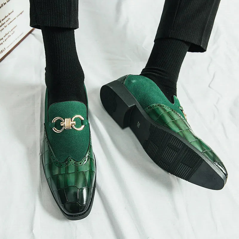 Men's Korean style leather shoes with pointed toe design and sewing line details in black or green