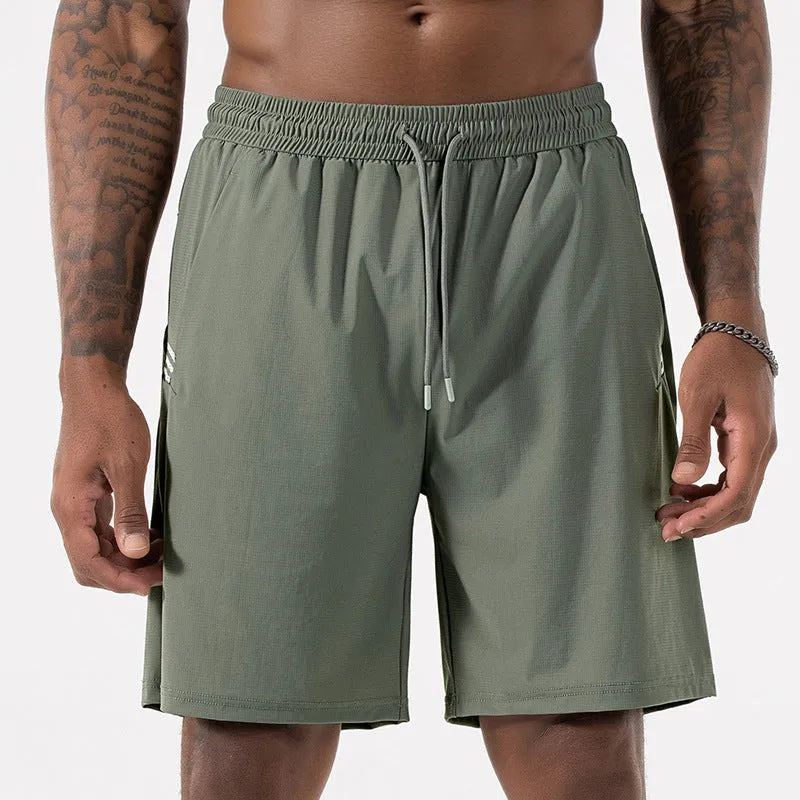 Men's black ice silk quick-drying shorts with high waist and cropped length for sports wear