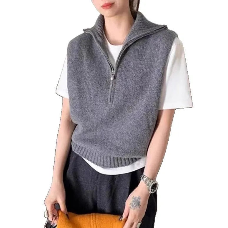 Retro half zip sleeveless knit vest in mesh polyester fabric with 3D pattern detail