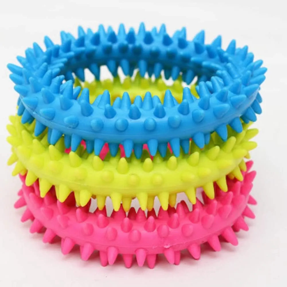 9.5cm TPR spiky circle ring dog chew toy in blue with dental cleaning nubs