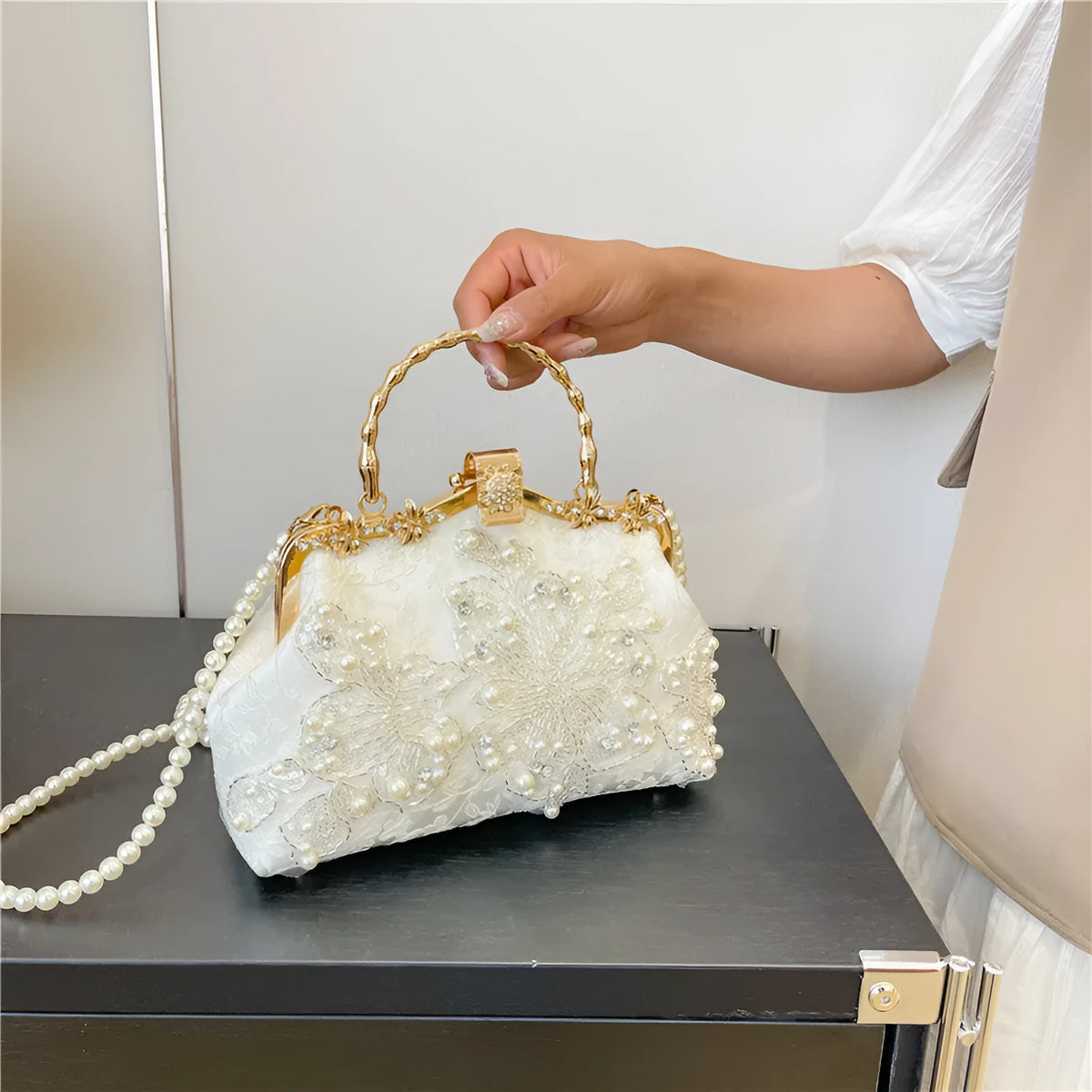 Pearl embroidered fashion handbag with double shoulder straps in horizontal square shape