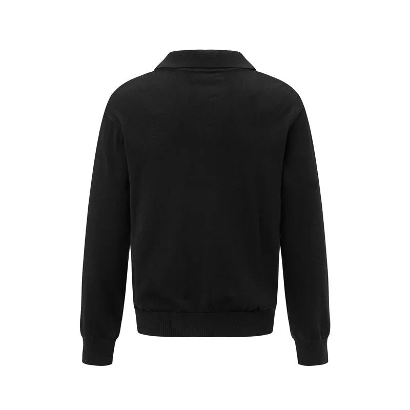 Loose acrylic fibre bottoming shirt in black, dark grey, and creamy-white colours with pullover design