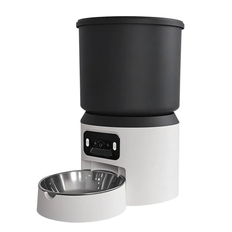 4L smart pet feeder with programmable timer and optional camera for remote monitoring of cats and dogs
