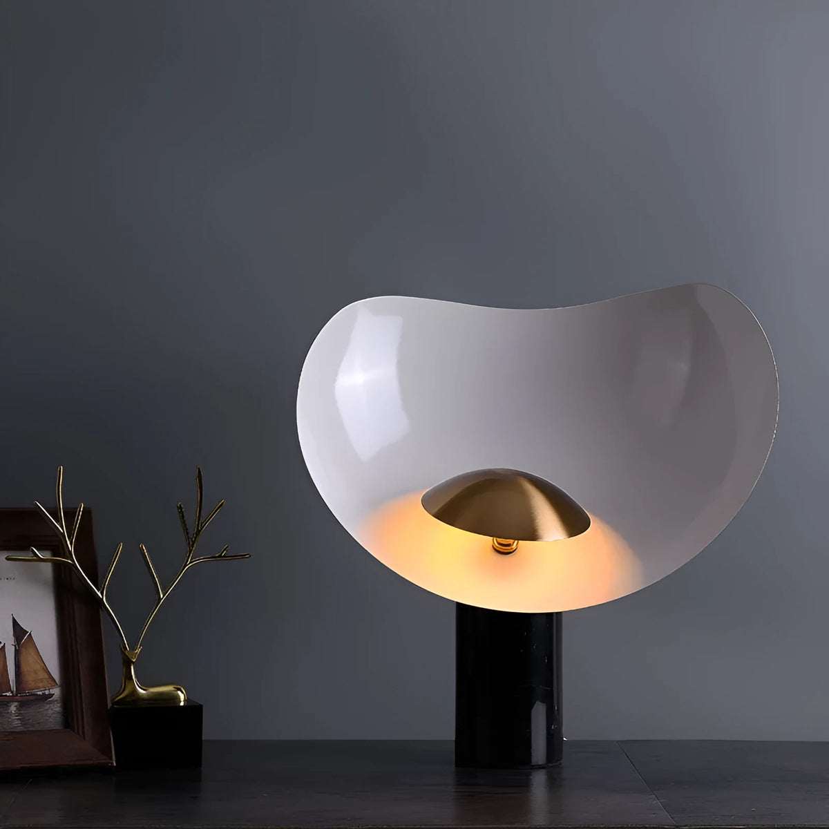 Postmodern Nordic table lamp with iron lampshade and push button switch for study or bedroom