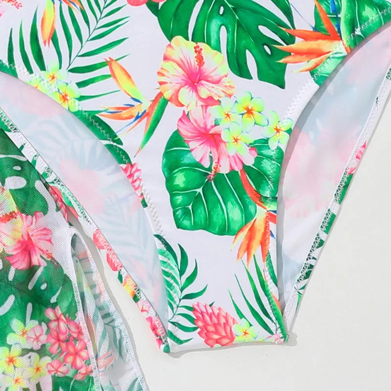Girls' two-piece swimsuit with Korean-style floral pattern, high-elasticity polyester fabric for swimming