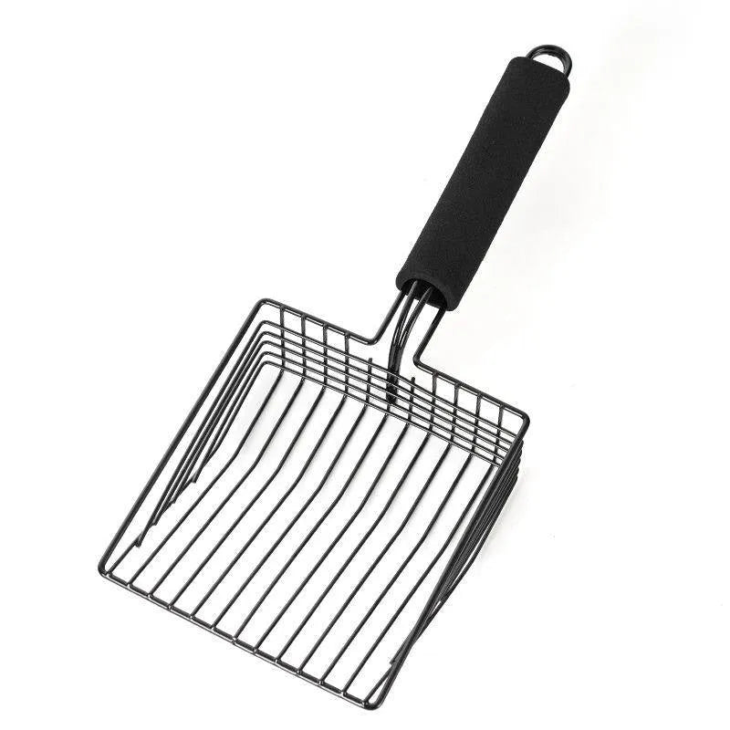 Black metal cat litter scoop with 0.8cm gap spacing between tines for efficient waste removal