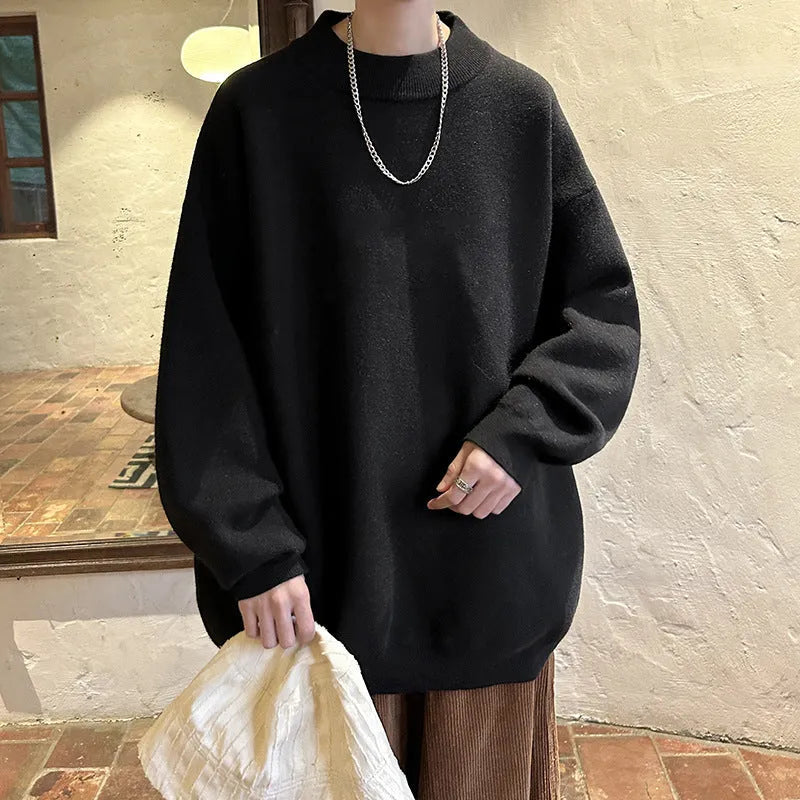 Men's loose fit round neck polyester sweater in solid colour with long sleeves