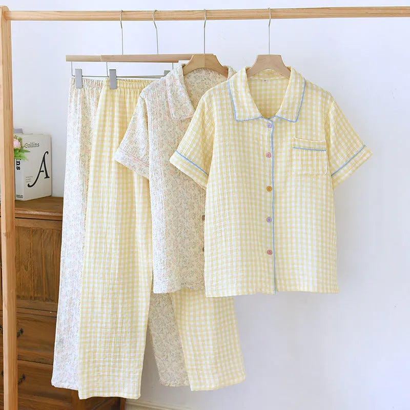 Washed cotton double-layer gauze trousers with three-quarter sleeves in Flower Sea or Yellow Plaid colours