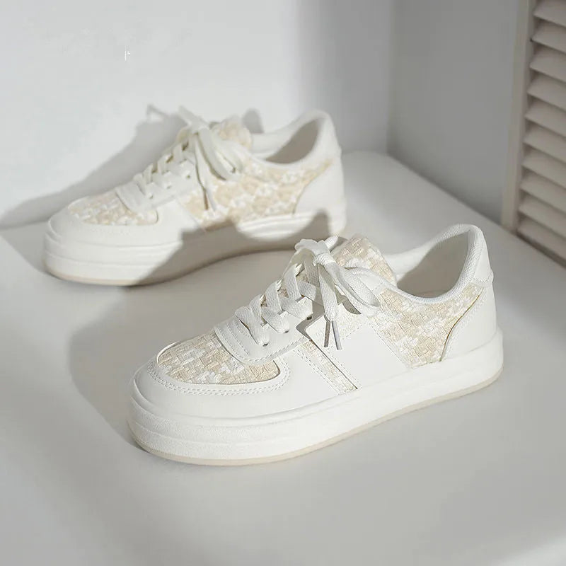 Beige plaid platform leisure sports shoes with round toe and lace-up front on a rubber sole.