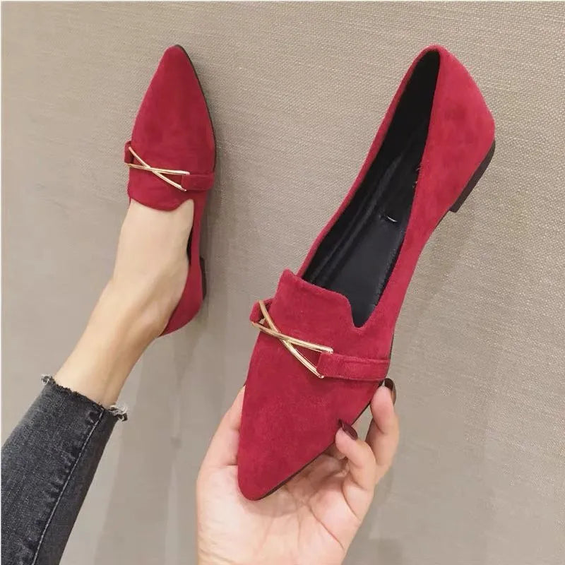Women's pointed toe flat shoes with buckle, low platform heel, black or wine red, artificial PU upper, sizes 35-40