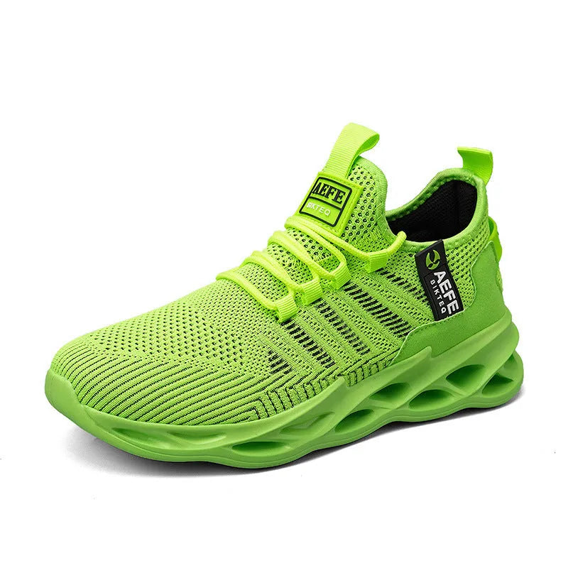 Men's black mesh casual running shoes with cross-strap design and round toe in Korean style