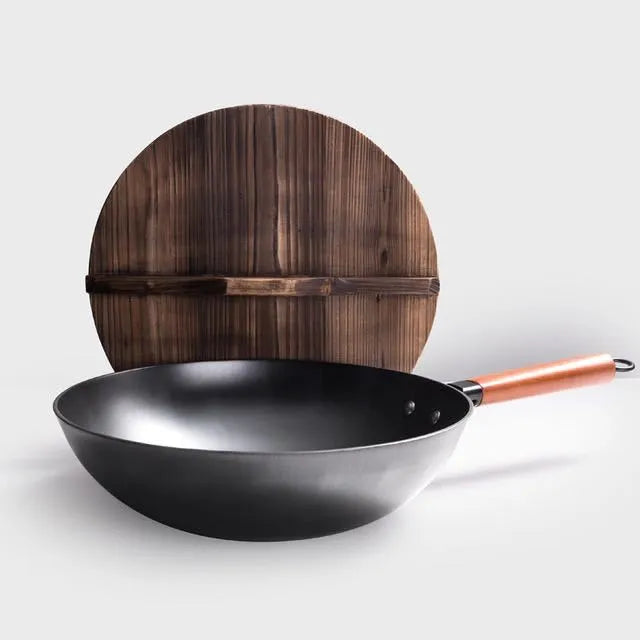 Traditional black iron wok with long wooden handle, 32cm diameter cooking pan