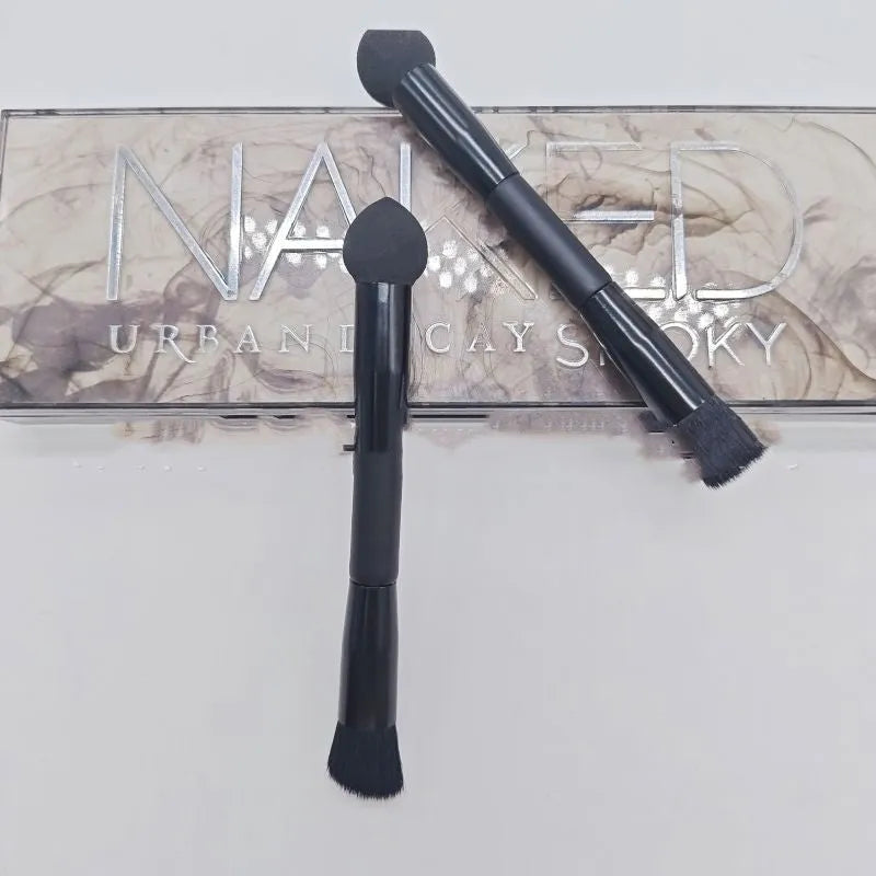 Black wooden handle concealer brush with sponge tip applicator for dark circle coverage
