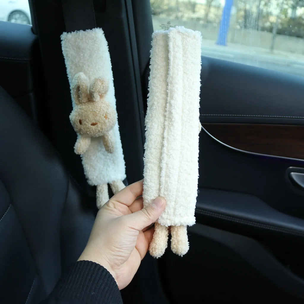 Cartoon rabbit and bear designs on lamb wool seatbelt shoulder protector for car comfort