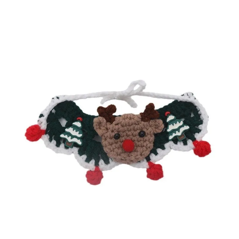 Christmas pet scarf for dogs and cats in woollen material with festive patterns