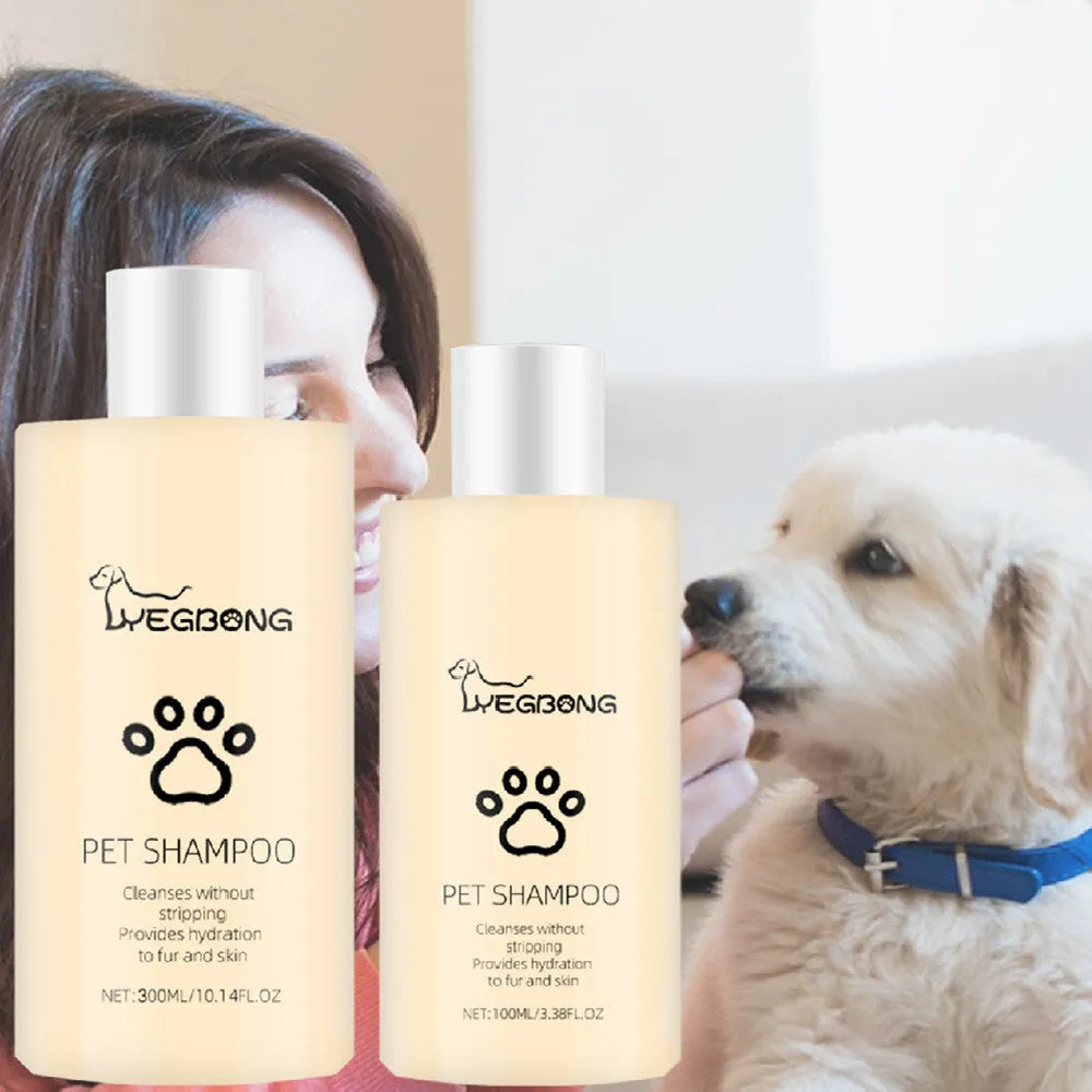 Dog shampoo bottle in 100ml and 300ml sizes with mild formula for cleaning and reducing coat tangles