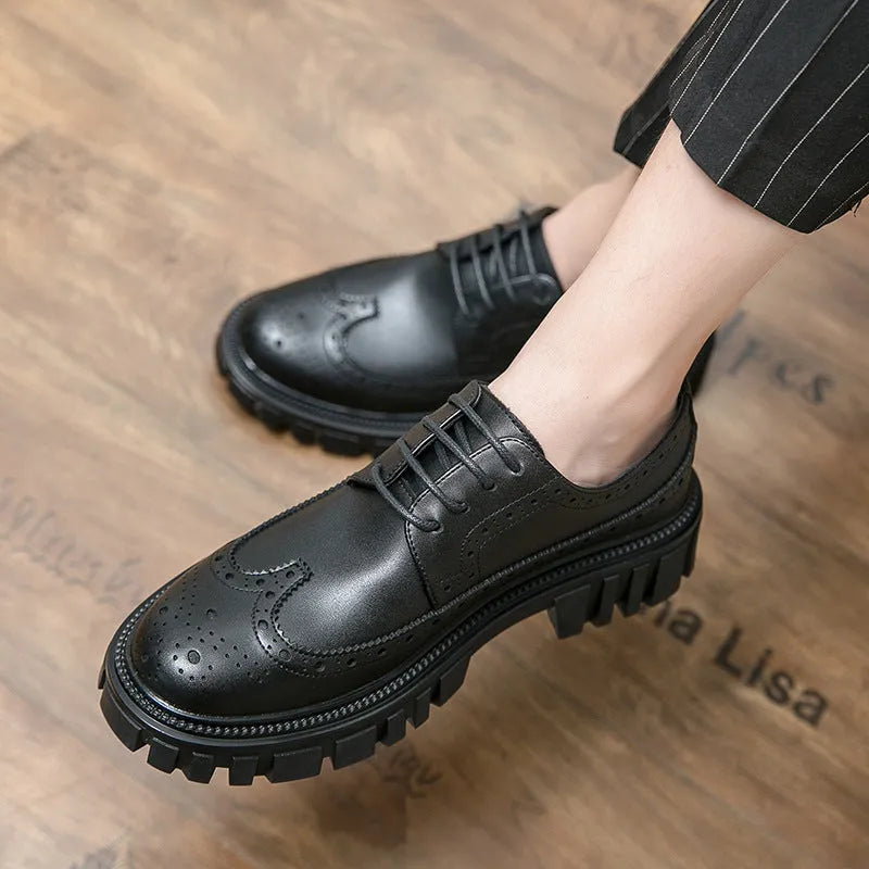 Men's black and brown brogue business shoes with round toe and artificial PU uppers