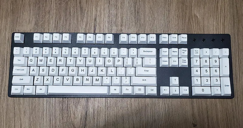PBT sublimation keycaps with Japanese, Russian and Korean legends for mechanical keyboards