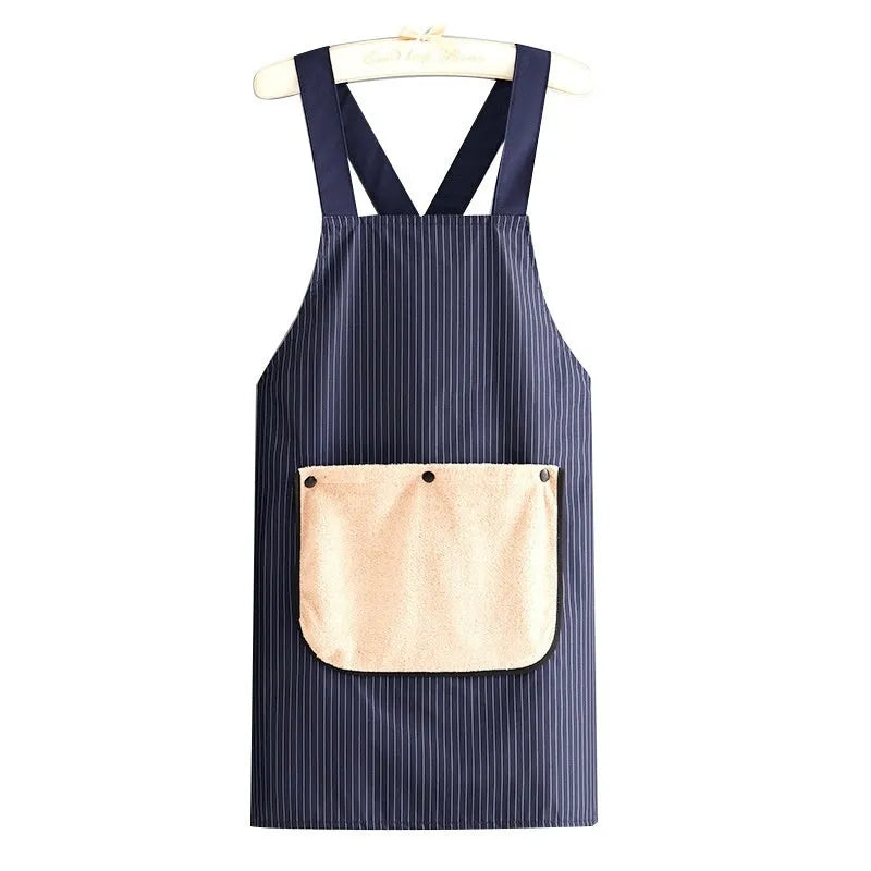 Waterproof kitchen apron in black colour, made from polyester with free-size design