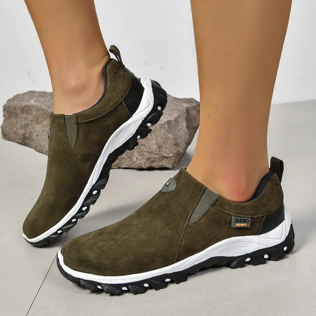 Men's thin shoes with round head toe, shallow mouth design, rubber sole, and PU upper in various colours