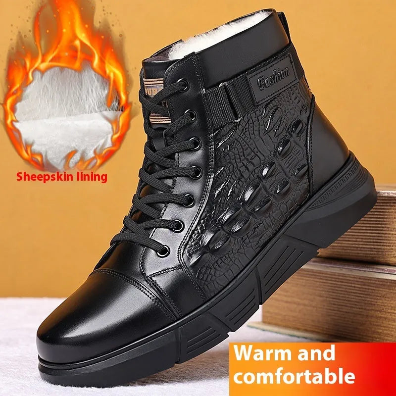 Fur-lined genuine leather snow boots with rubber sole and front lace-up in black or brown with velvet accents