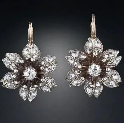 Silver retro fashion earrings for women with electroplated finish and alloy construction