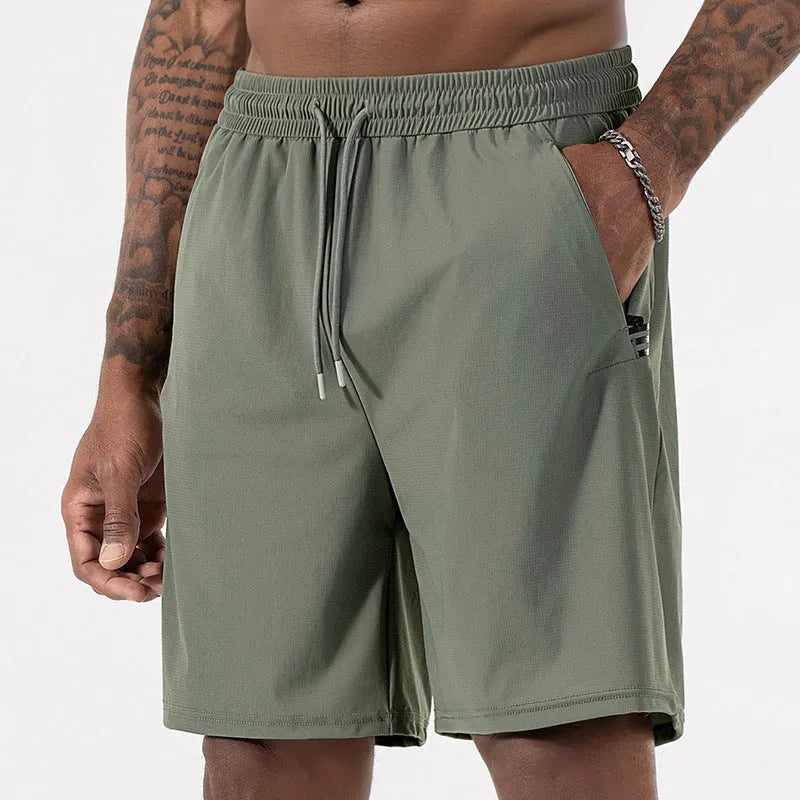 Men's black ice silk quick-drying shorts with high waist and cropped length for sports wear