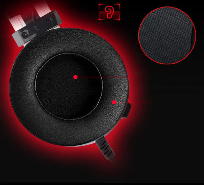 Black computer gaming headset with 2-metre cable and 3.5mm audio interface