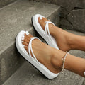 Thick bottom flip-flops in multiple colours with round toe and 2.5cm rubber sole