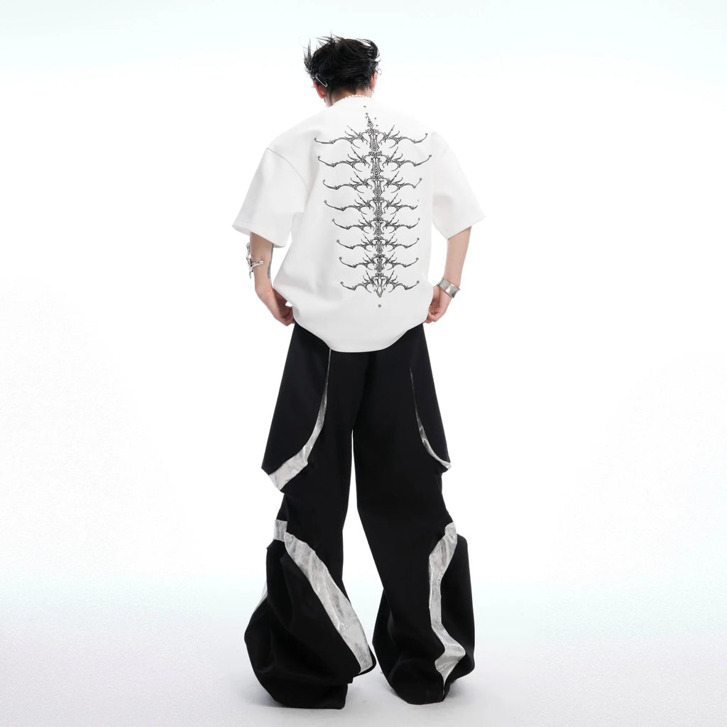 Men's short sleeve pure cotton T-shirt with snake pupil backbone, heavy rivet, and embroidery detail in cool black