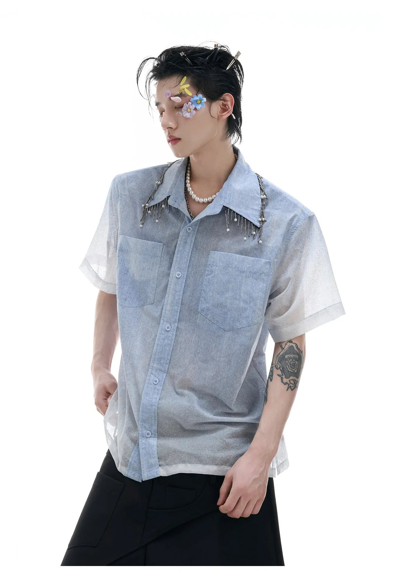 Men's blue and white gradient short sleeve shirt with quilted texture and loose fit design
