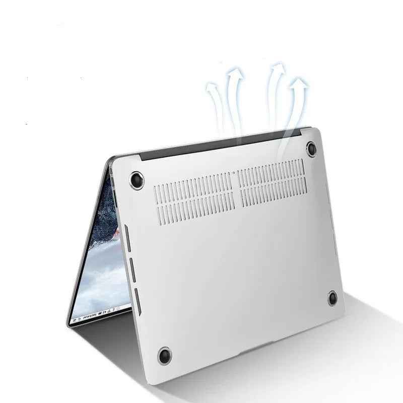 Crystal protective shell for MacBook Pro 14.2 and 16.2 models in transparent and black colour options