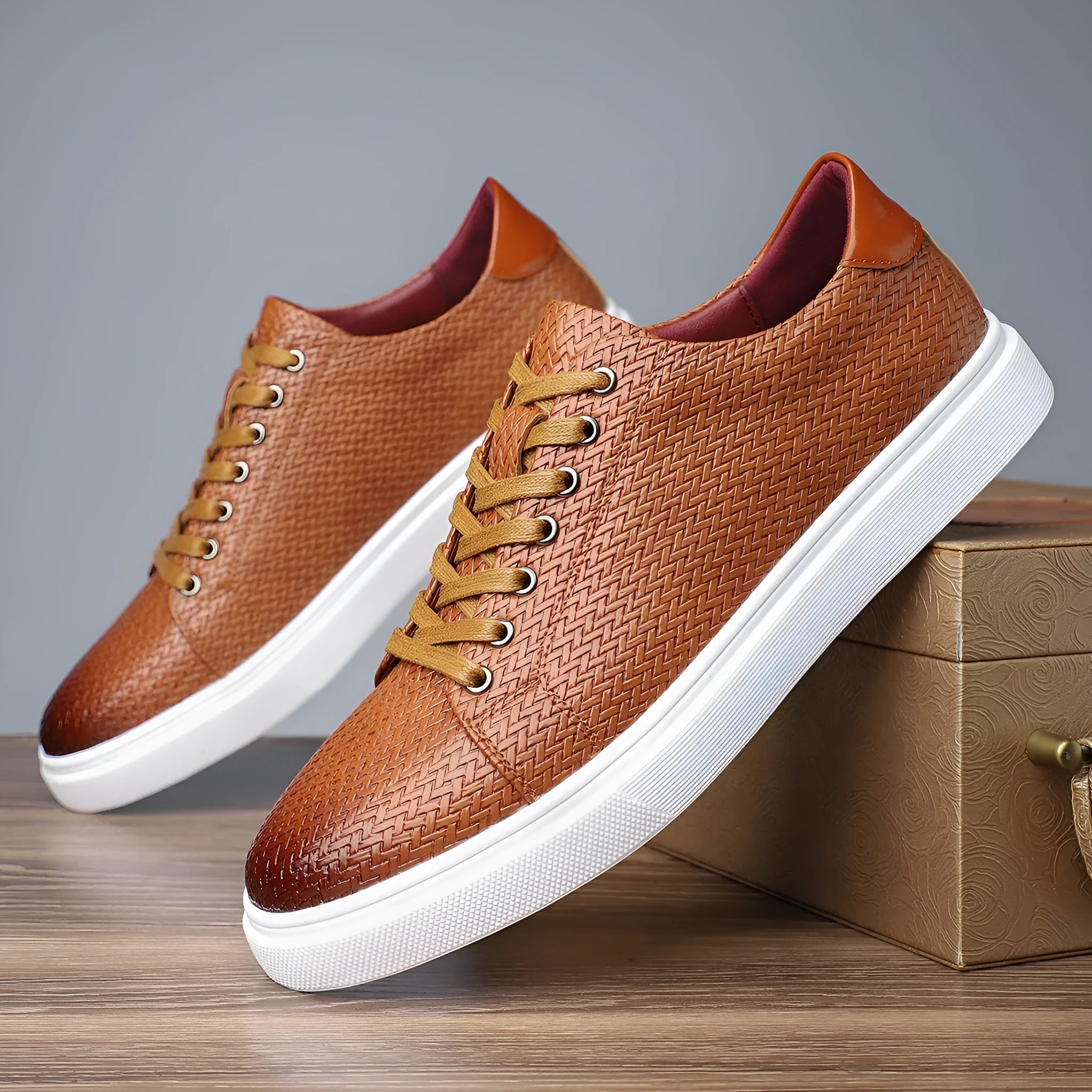 Men's black red yellow business shoes with PU upper and rubber sole low top design