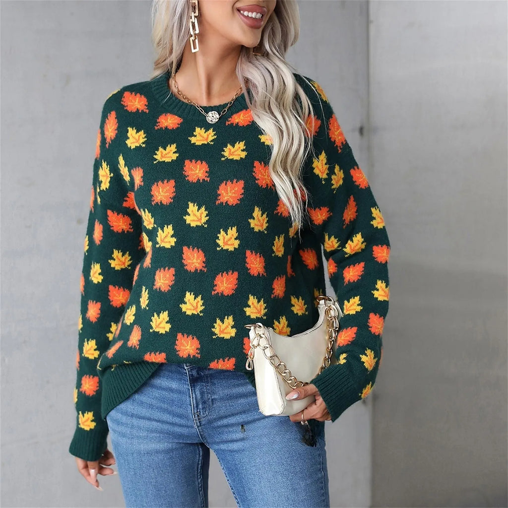 Maple Leaf Christmas pullover sweater in loose street fashion style with contrast colour design