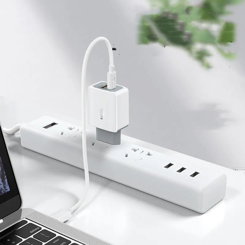 White phone fast charge charger set with European standard USB cable and 42x23x85mm fireproof ABS PC construction