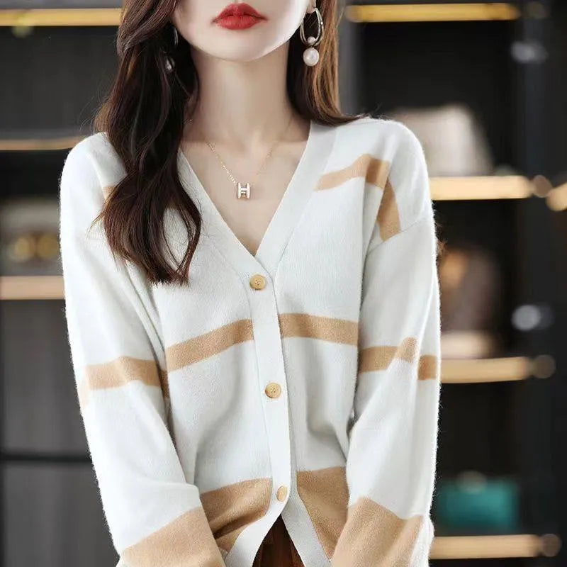 Women's V-neck cardigan with 3D striped pattern in slim fit, available in black/white, green, camel, and black apricot colours
