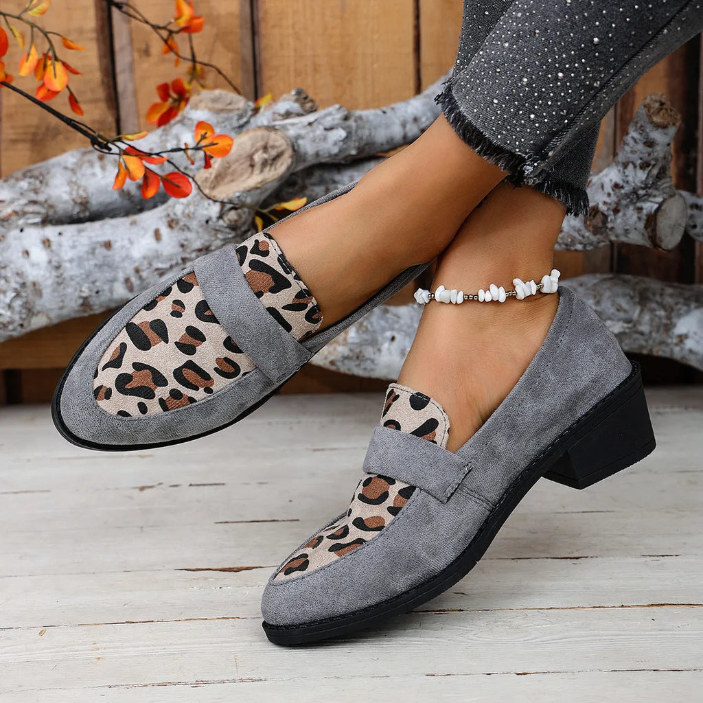 Leopard print suede slip-on shoe with chunky heel and pointed toe in brown colour