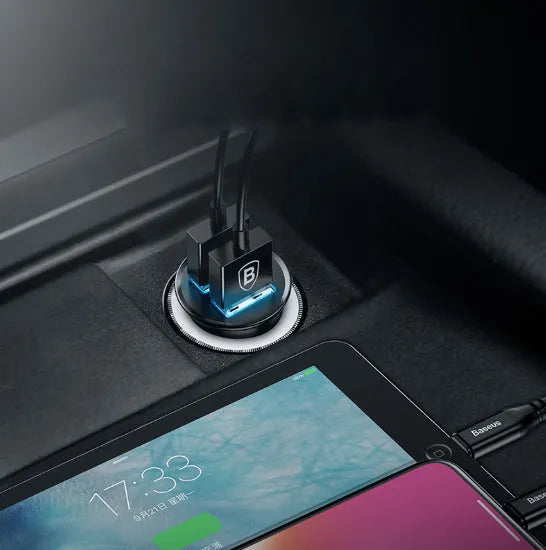USB car charger with aluminium housing in black showing 4.8A output and PPS/QC logos