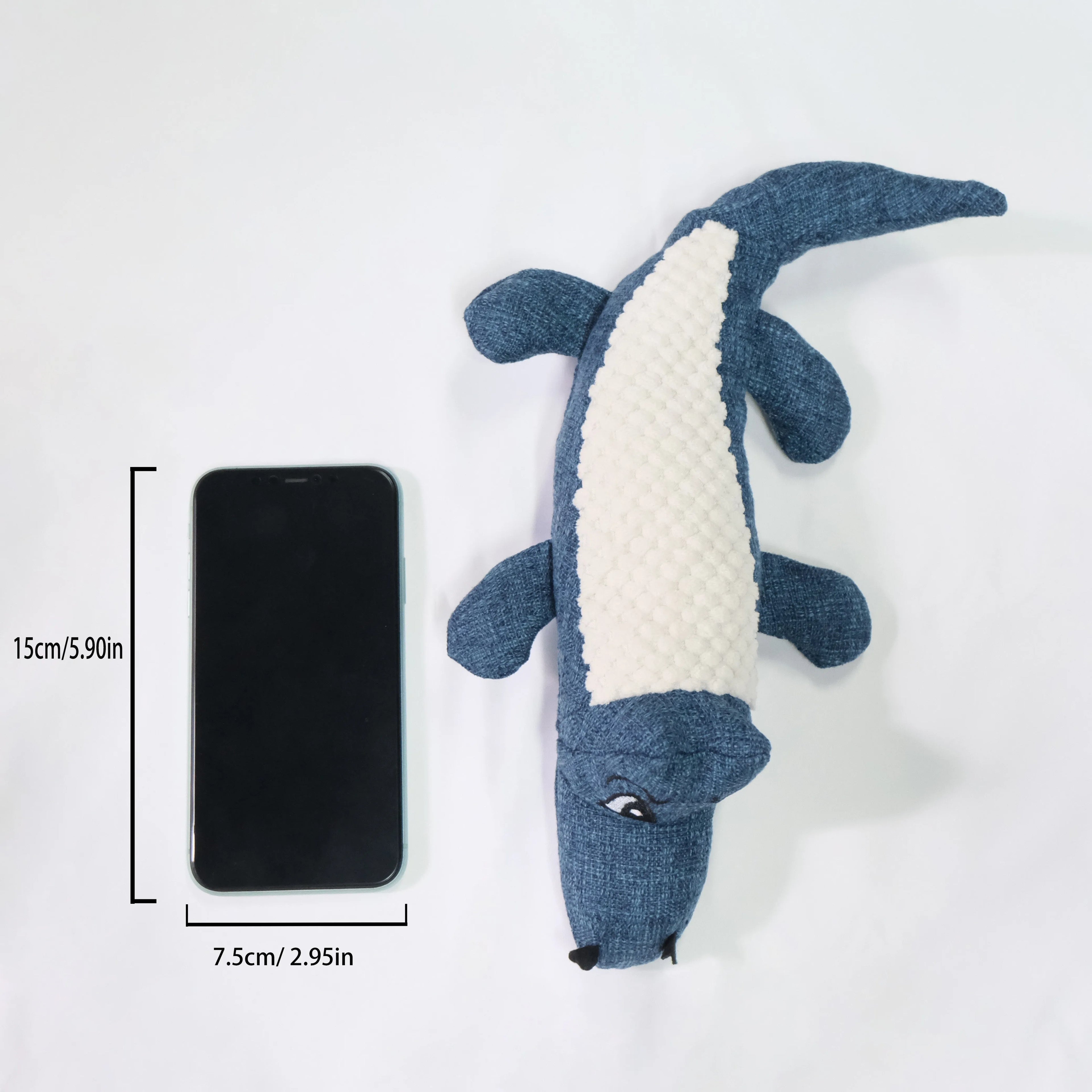 Pet plush toy in blue, green, or red with biting sound and teeth grinding texture for cats and dogs