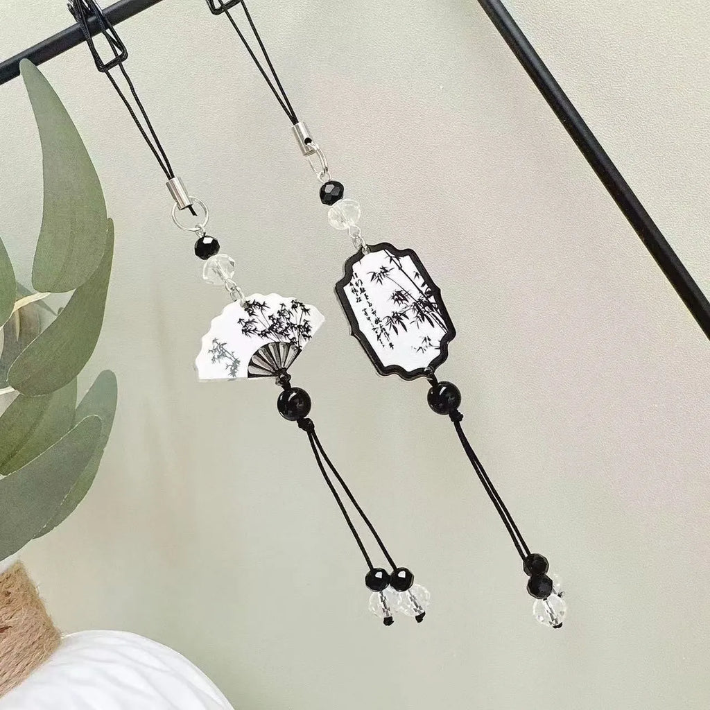 Guofeng beaded pendant keychain with Chinese-style plant and flower pattern, baking varnish finish