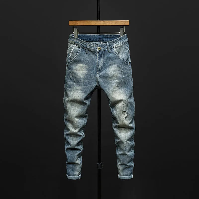 Men's slim-fitting dark blue denim jeans with micro-elasticity fabric and five-pocket design