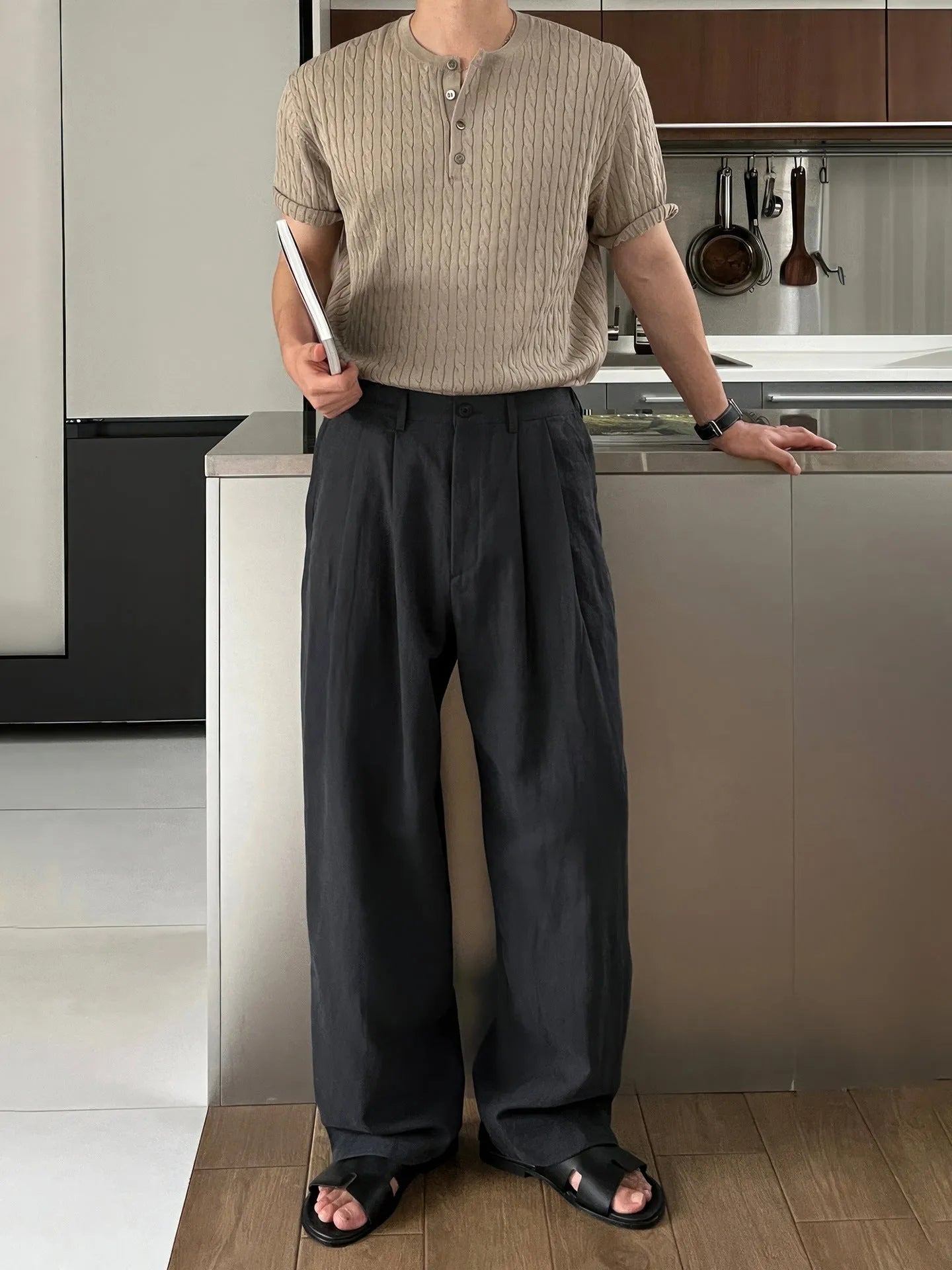 Army green men's Japanese linen trousers with drawstring waist in basic leisure style